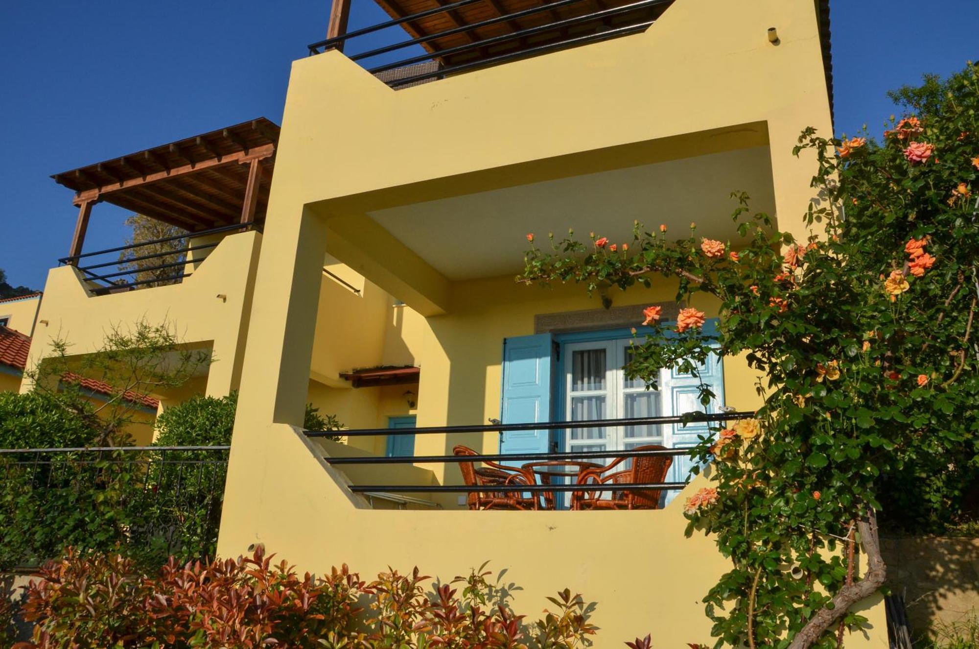 Hotel Dina - Ξενοδοχείο Ντινα Plati  Rum bild