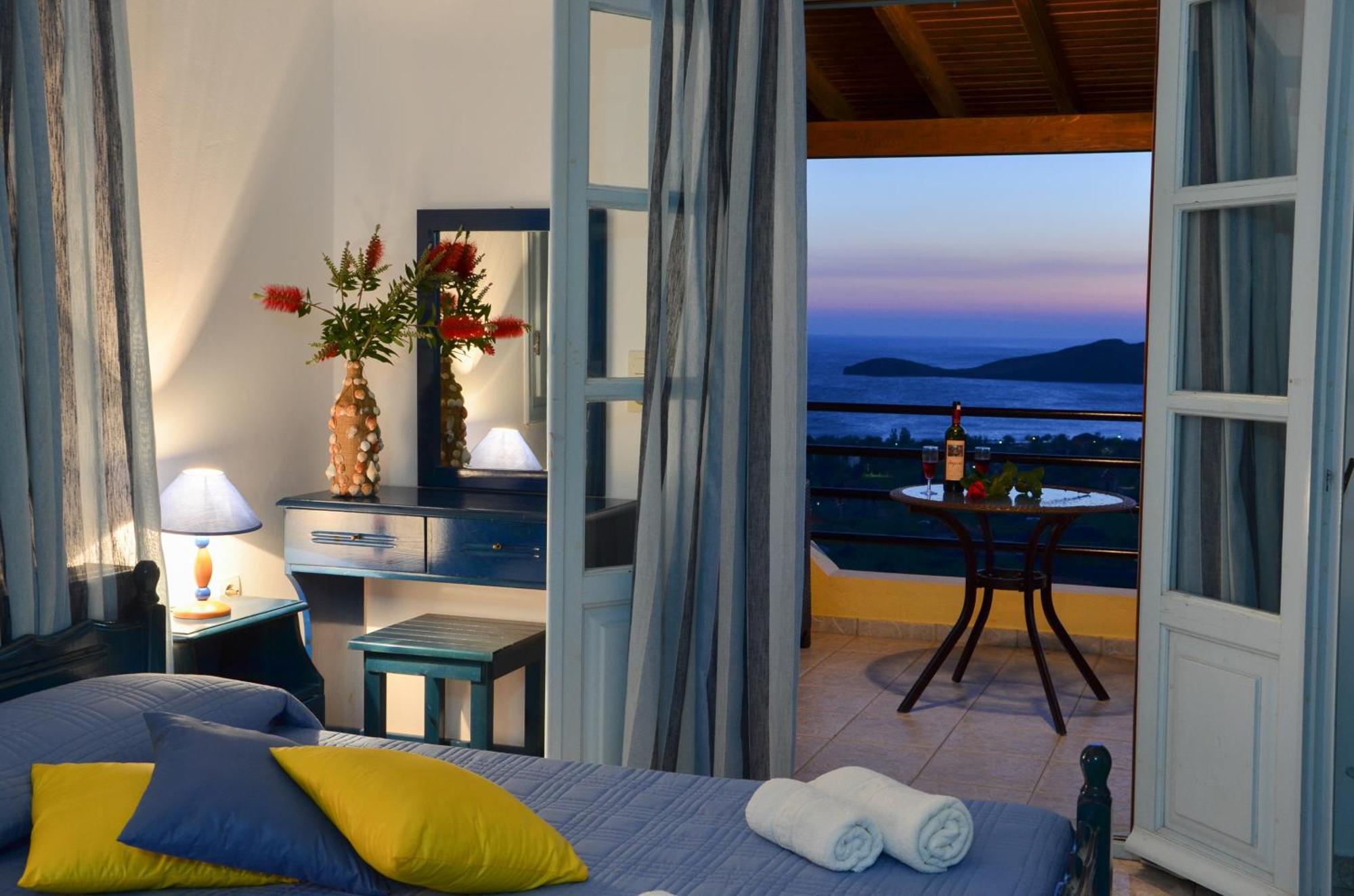 Hotel Dina - Ξενοδοχείο Ντινα Plati  Rum bild