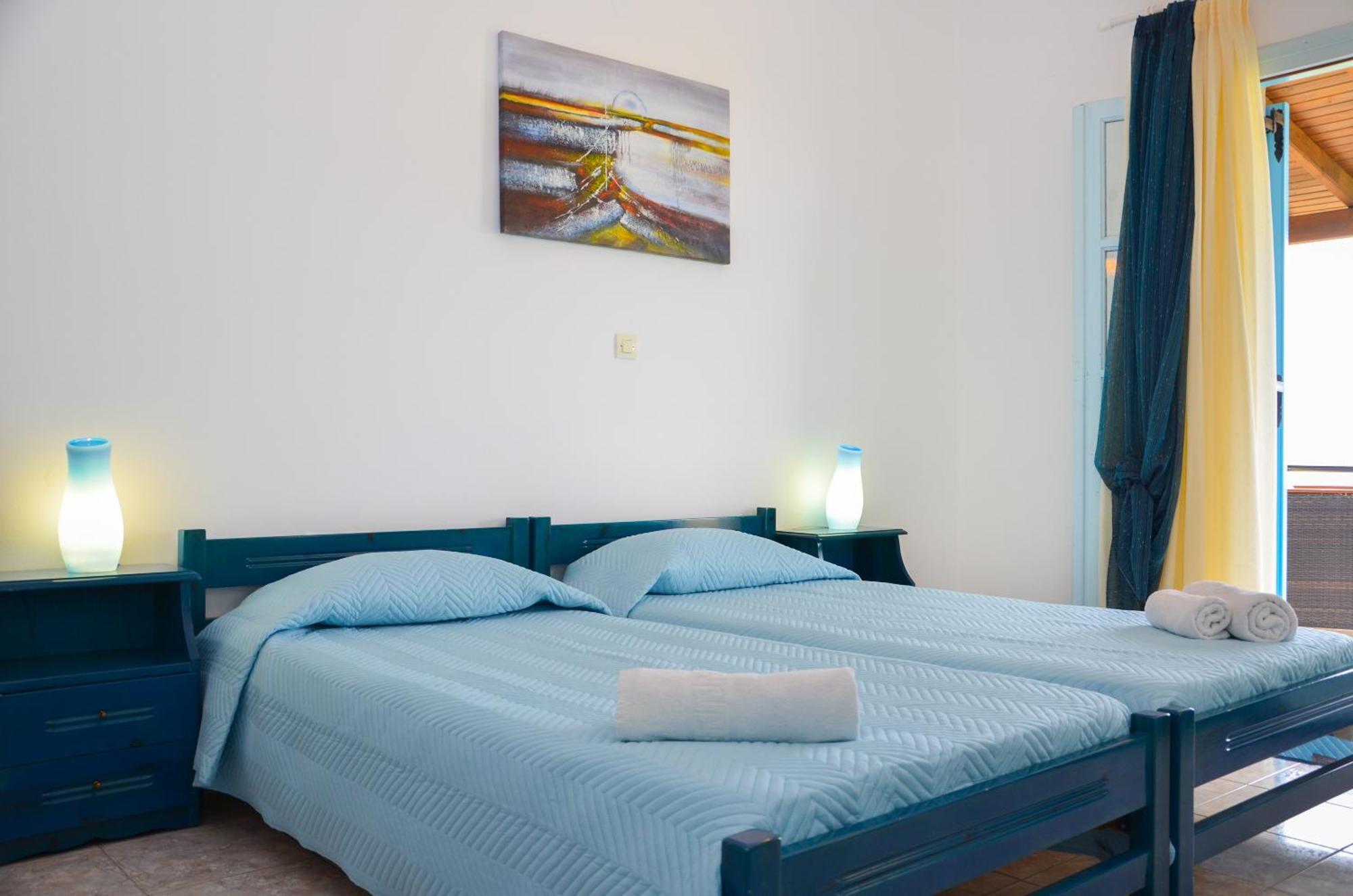 Hotel Dina - Ξενοδοχείο Ντινα Plati  Rum bild